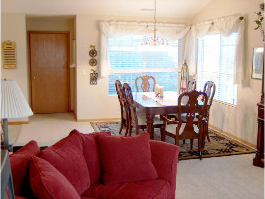 6025 Fox Basin Road Rockford, IL 61108 - Photo 3 of 9 Gallery Image 3