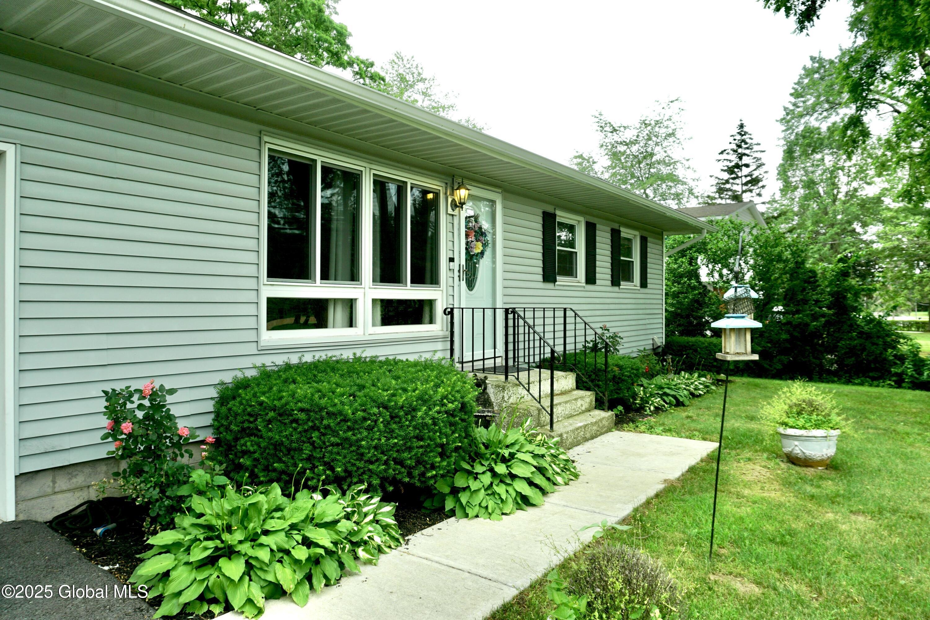 171 Consaul Road Colonie, NY 12205 - Photo 3 of 22 Walkway