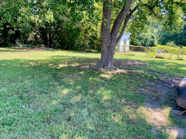 223 Friendly Avenue High Point, NC 27260 - Photo 4 of 14 Gallery Image 4