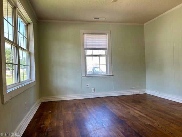 223 Friendly Avenue High Point, NC 27260 - Photo 6 of 14 Gallery Image 6