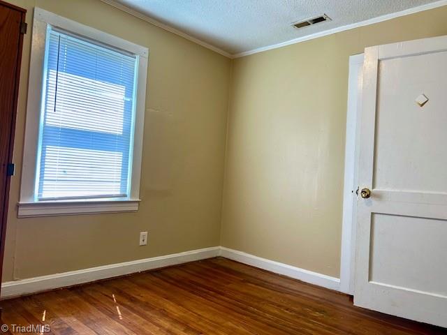 223 Friendly Avenue High Point, NC 27260 - Photo 9 of 14 Gallery Image 9
