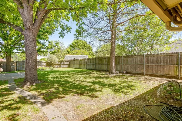 $256,900 | 1086 Rock Ridge Drive, Burleson, TX 76028