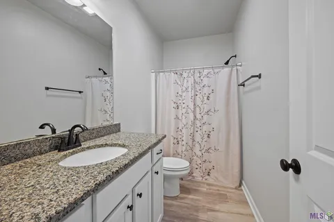 $320,000 | 952 Gentle Wind Drive, Baton Rouge, LA 70820