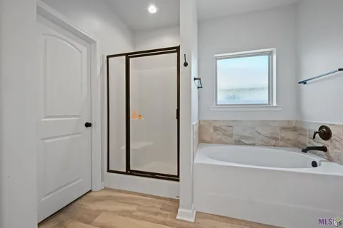 $320,000 | 952 Gentle Wind Drive, Baton Rouge, LA 70820