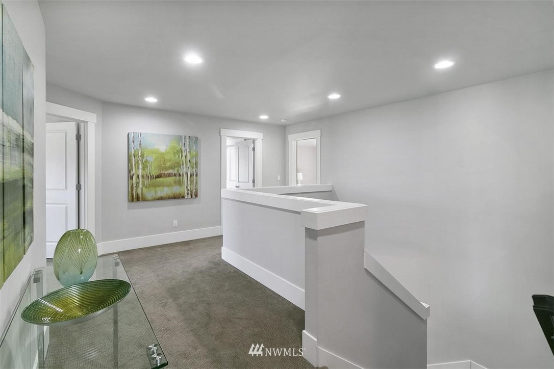 720 Wapato Place Southeast Renton, WA 98059 - Photo 16 of 32 Gallery Image 16