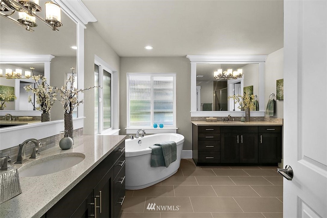 720 Wapato Place Southeast Renton, WA 98059 - Photo 9 of 32 Gallery Image 9