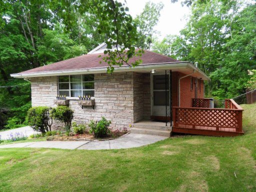 139 North Seneca Road Oak Ridge, TN 37830 - Photo 1 of 25 Primary Photo