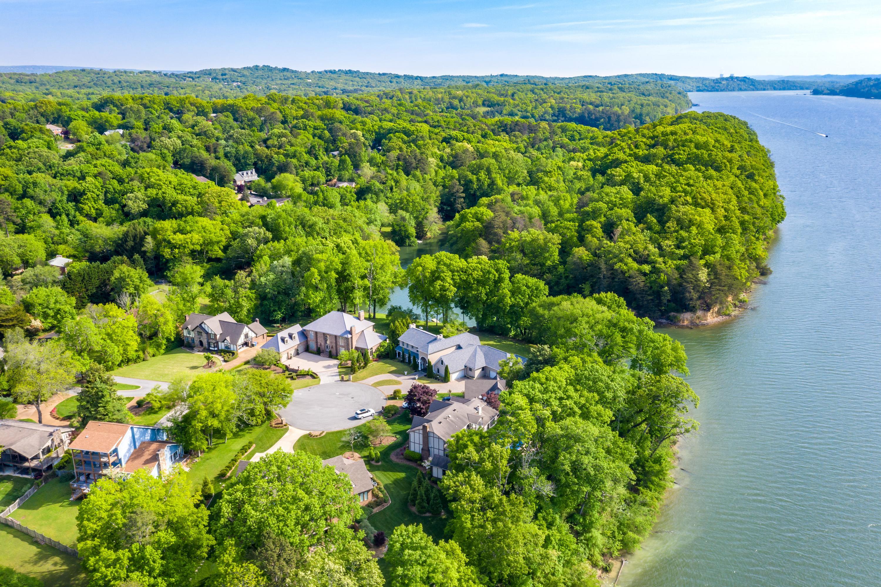4129 Hamill Road Hixson, TN 37343 - Photo 8 of 83 4129_Hamill_Rd_0008