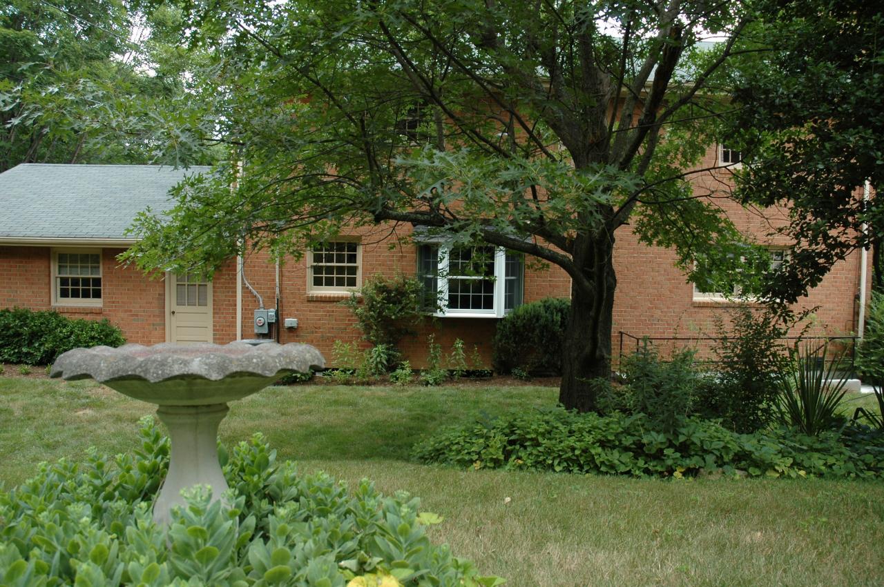 3020 Lofton Road Roanoke, VA 24018 - Photo 4 of 12 BACK VIEW