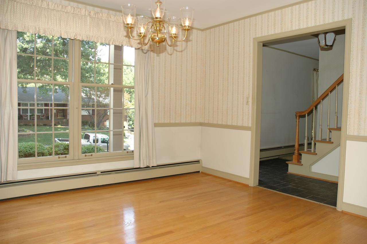 3020 Lofton Road Roanoke, VA 24018 - Photo 5 of 12 INTERIOR VIEW