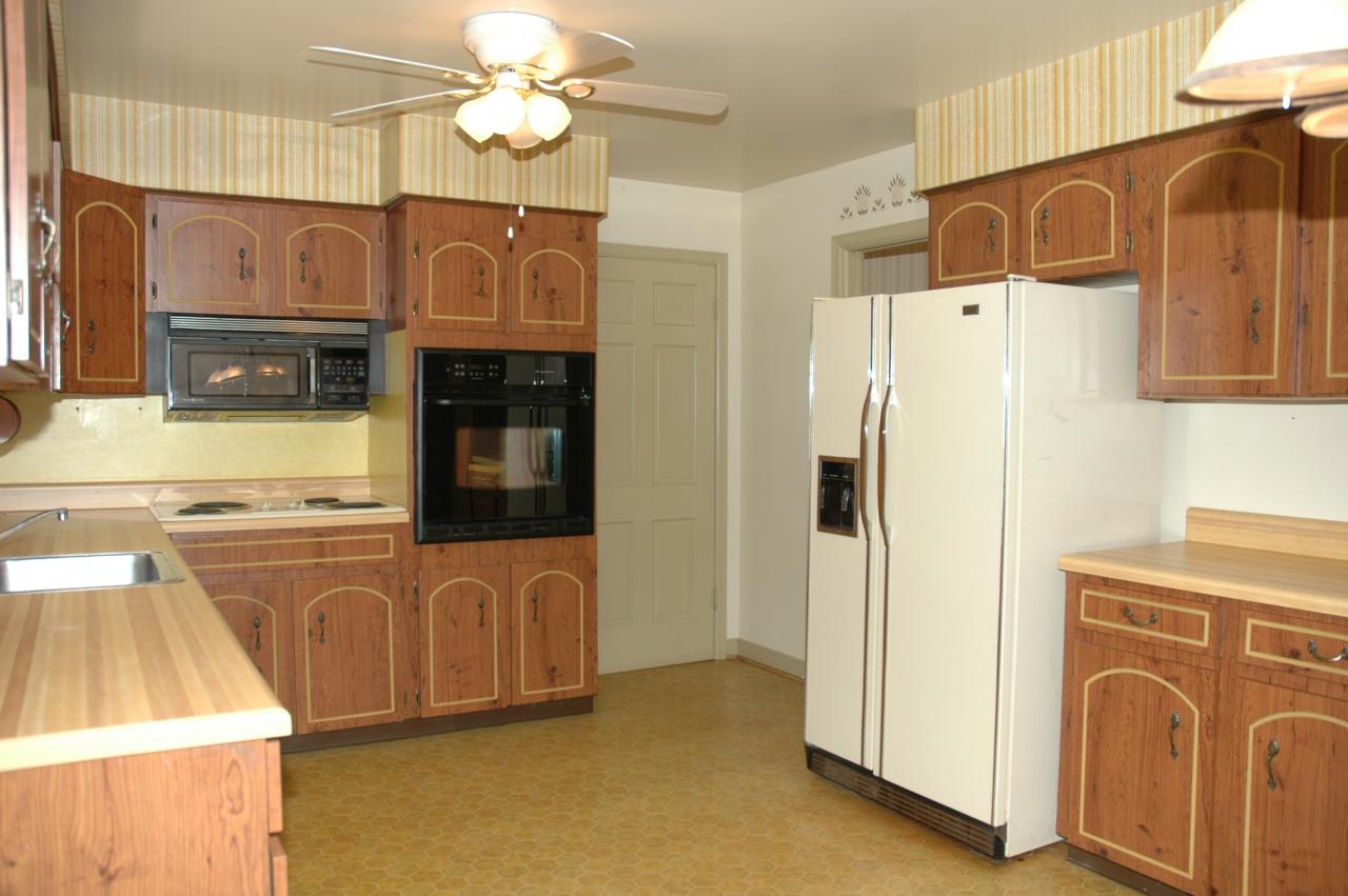 3020 Lofton Road Roanoke, VA 24018 - Photo 8 of 12 INTERIOR VIEW