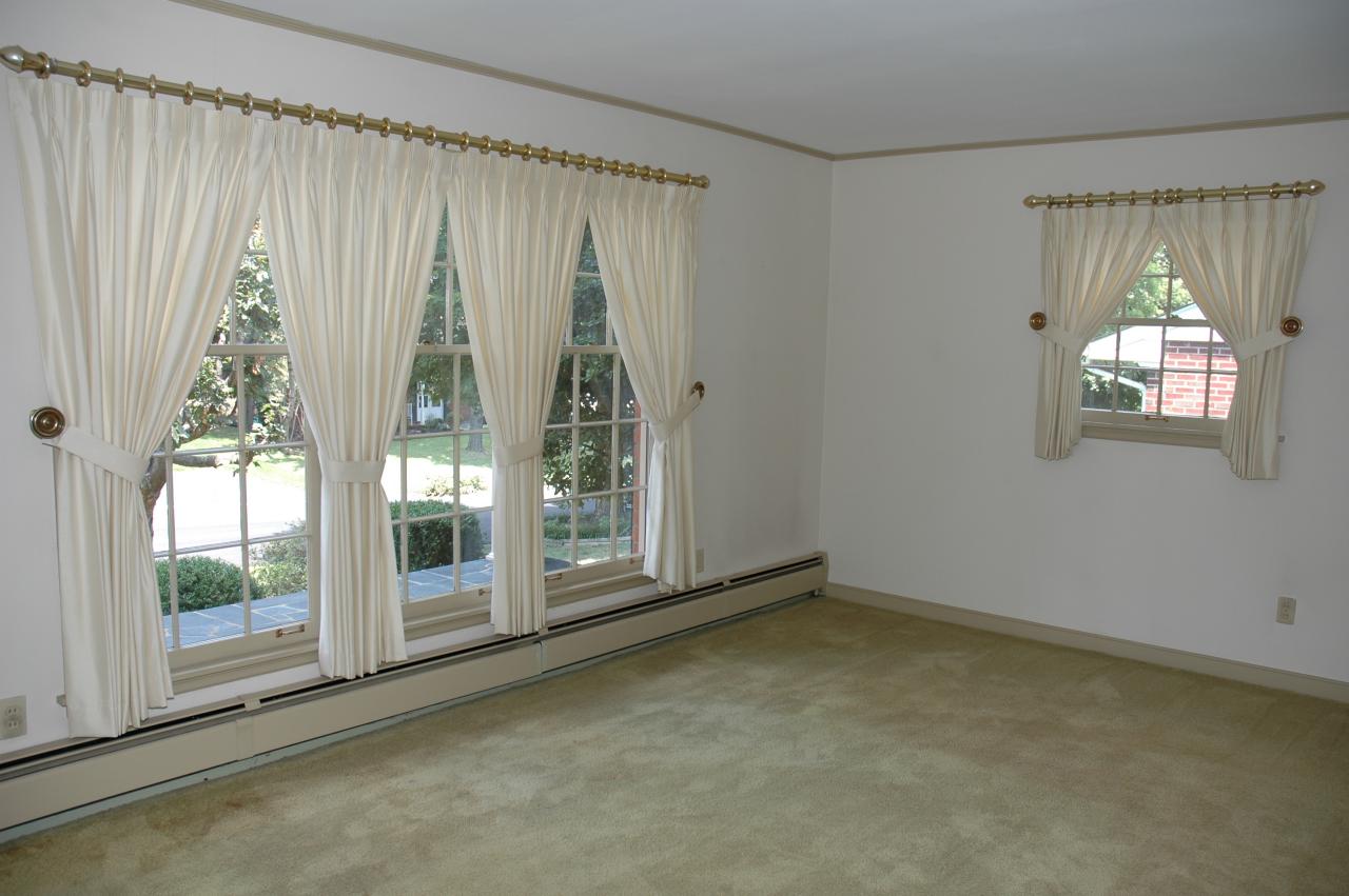 3020 Lofton Road Roanoke, VA 24018 - Photo 9 of 12 INTERIOR VIEW