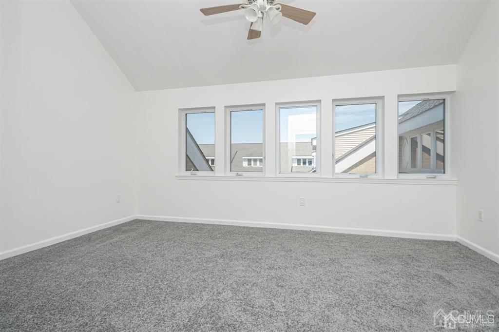 368 Rector Street, Unit 514 Perth Amboy, NJ 08861 - Photo 17 of 24 a view of an empty room with a window