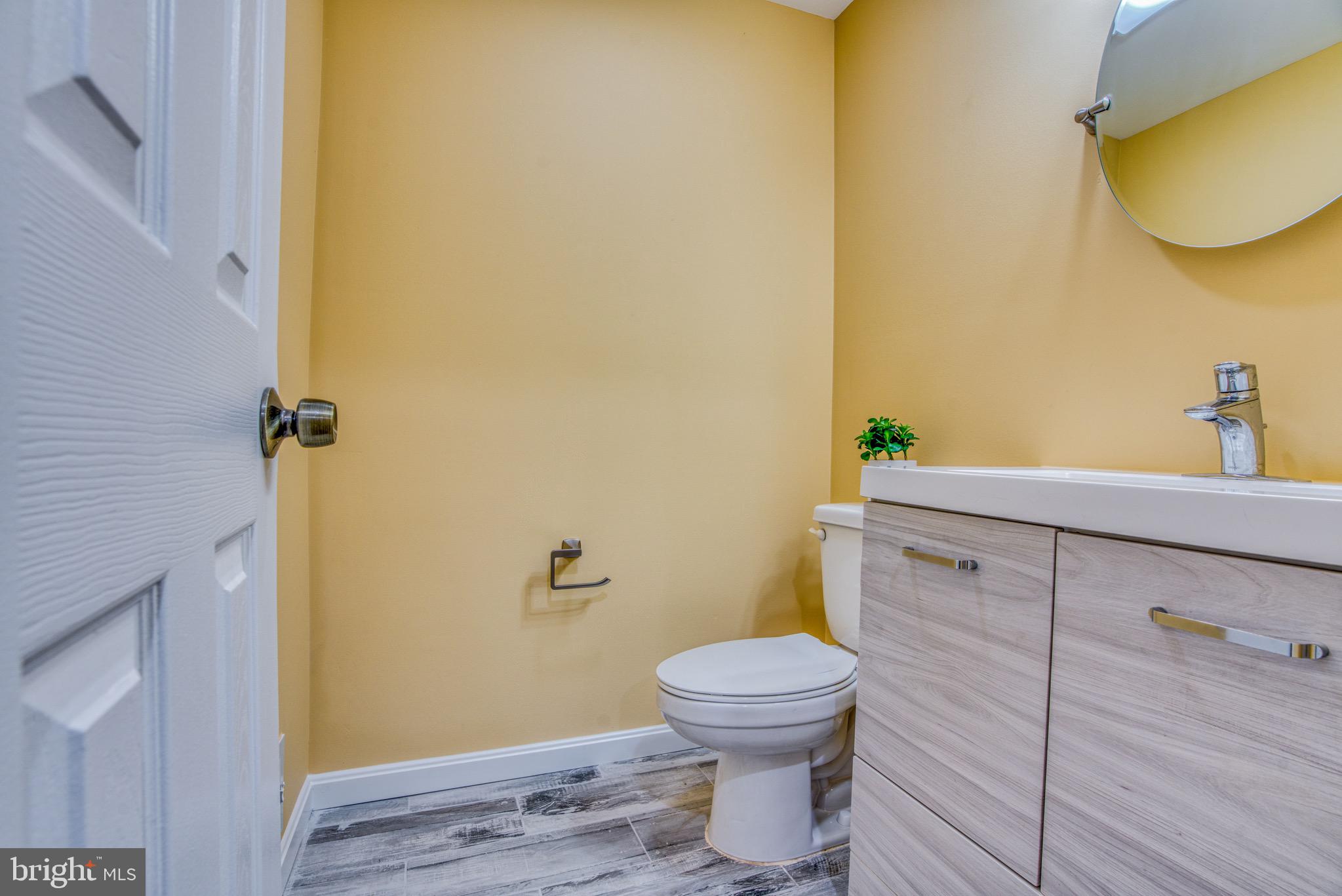 7001 Concord Road Baltimore, MD 21208 - Photo 22 of 51 First floor powder room
