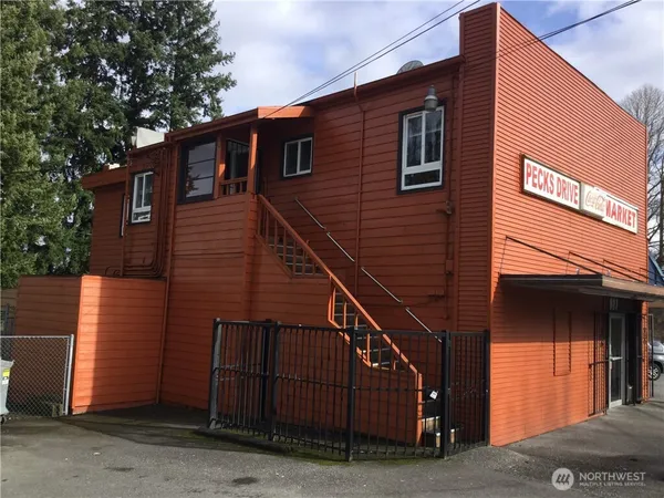 $1,795 | 801 Pecks Drive, Unit A, Everett, WA 98203
