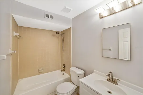 $1,500 | 4307 Southwest 70th Terrace, Gainesville, FL 32608
