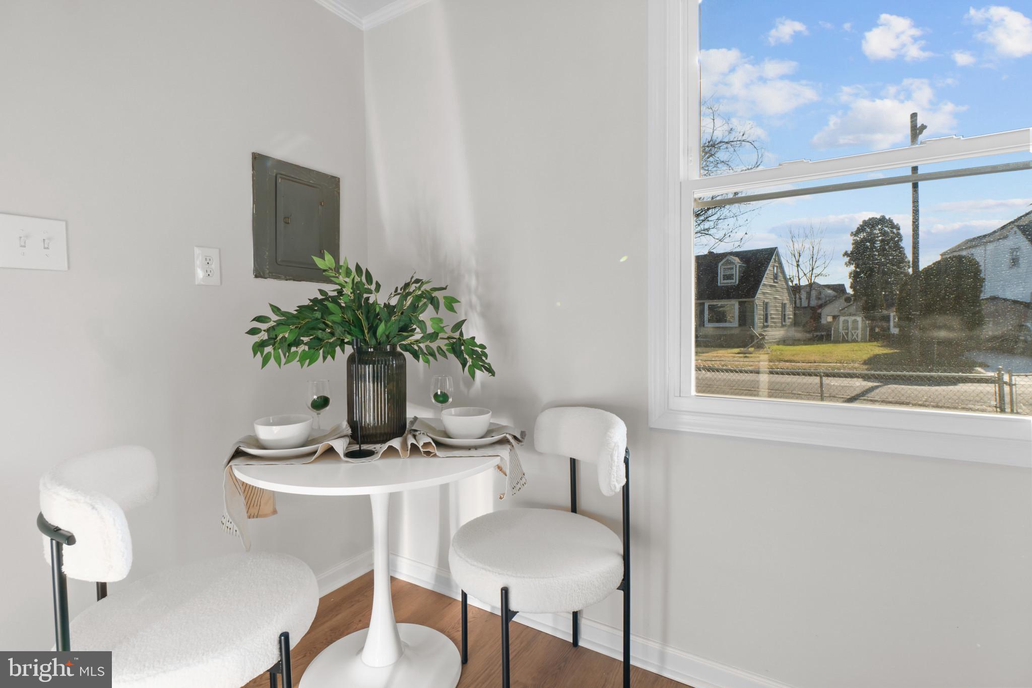 8220 Watersedge Road Dundalk, MD 21222 - Photo 8 of 25 Gallery Image 8