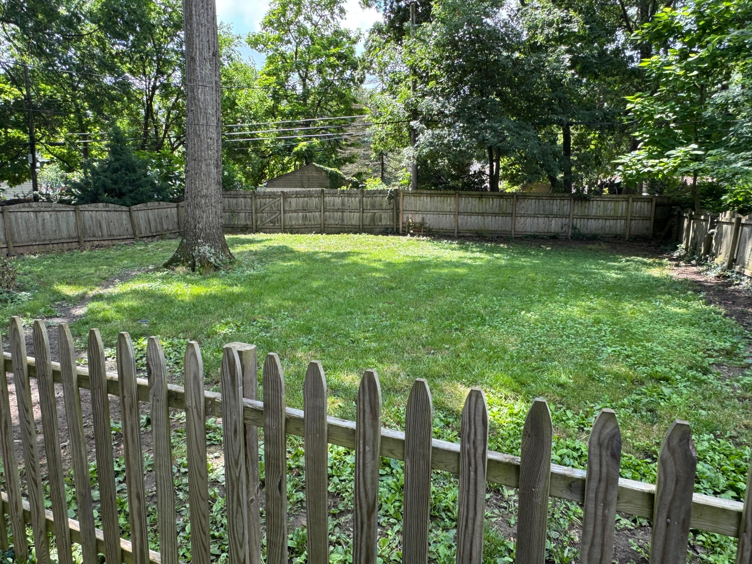 2623 Wildwood Road Columbus, OH 43231 - Photo 43 of 59 From the first fenced area looking toward the back fenced area