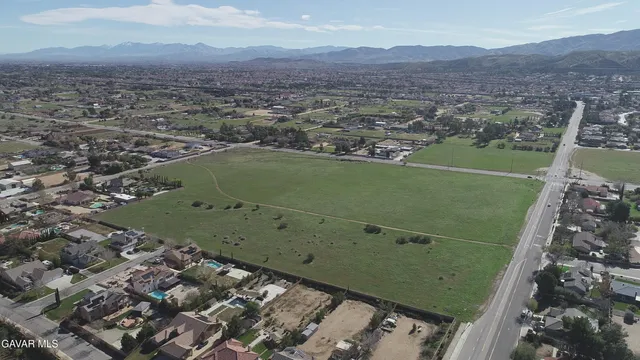 $495,000 | 45th Stw Pav Vic Street West, Unit M1, Quartz Hill, CA 93536