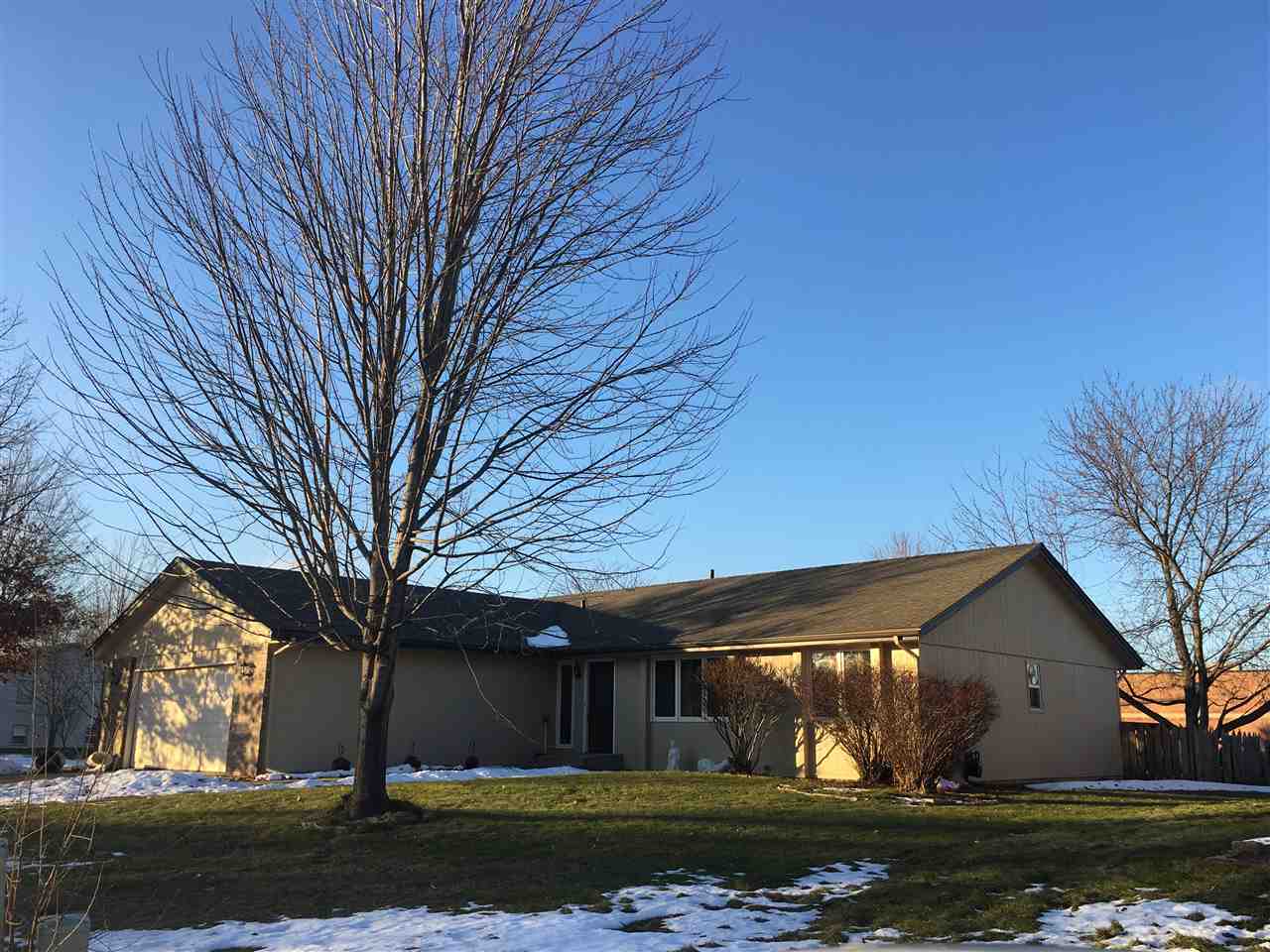 6412 Weaver Road Rockford, IL 61114 - Photo 1 of 16 Gallery Image 1