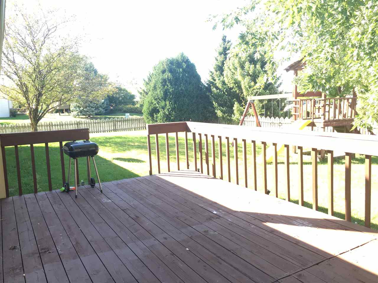 6412 Weaver Road Rockford, IL 61114 - Photo 3 of 16 Gallery Image 3