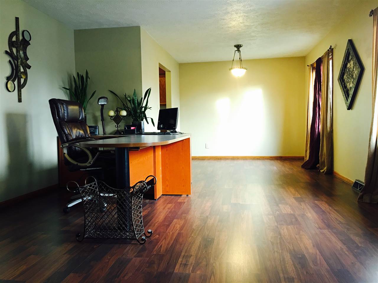 6412 Weaver Road Rockford, IL 61114 - Photo 4 of 16 Gallery Image 4