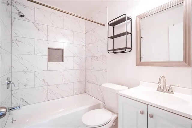 $2,100 | 3427 Timber Ridge Court, New Orleans, LA 70131