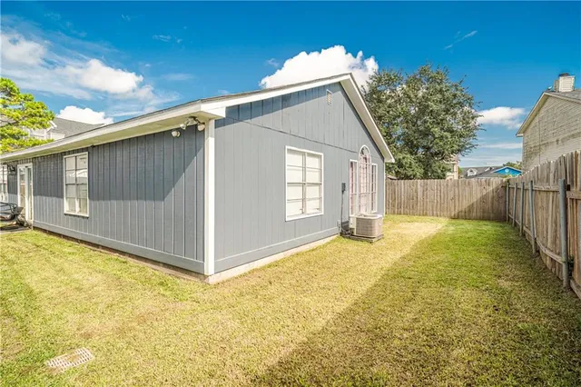 $2,100 | 3427 Timber Ridge Court, New Orleans, LA 70131