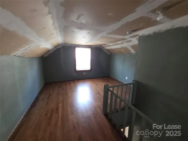 $1,949 | 2409 Commonwealth Avenue, Charlotte, NC 28205