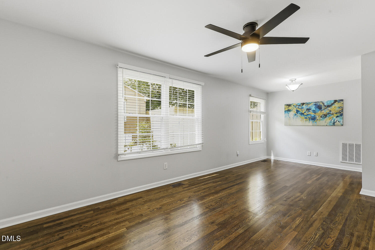 2425 Derby Drive Raleigh, NC 27610 - Photo 3 of 16 007