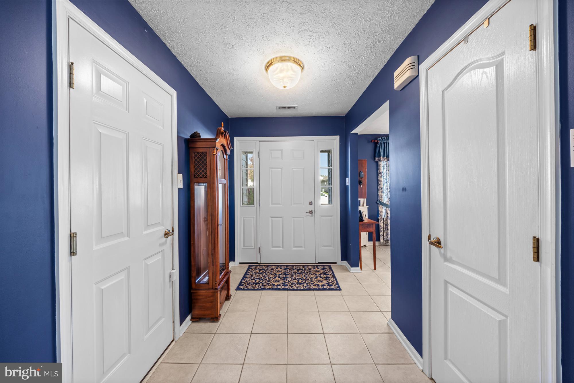 21 Brandon Lane Sewell, NJ 08080 - Photo 7 of 44 a view of an entryway