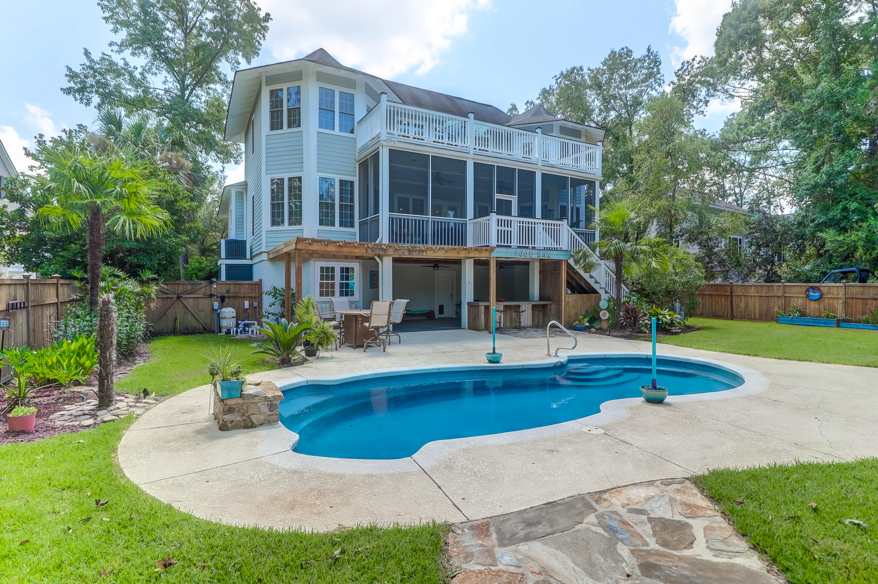 2096 Rookery Lane Charleston, SC 29414 - Photo 4 of 122 Cool and Refreshing!