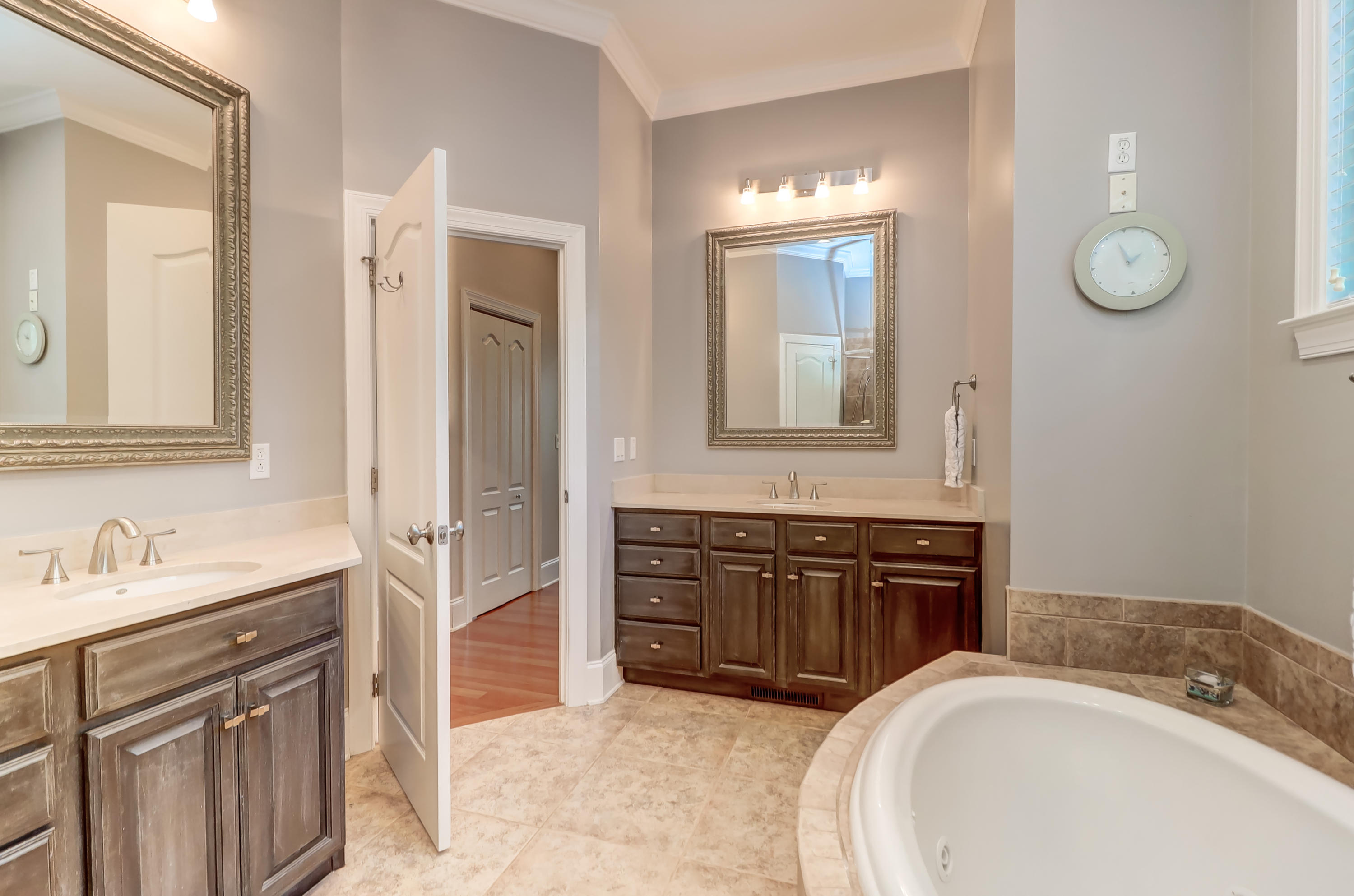 2096 Rookery Lane Charleston, SC 29414 - Photo 37 of 122 Master Bath