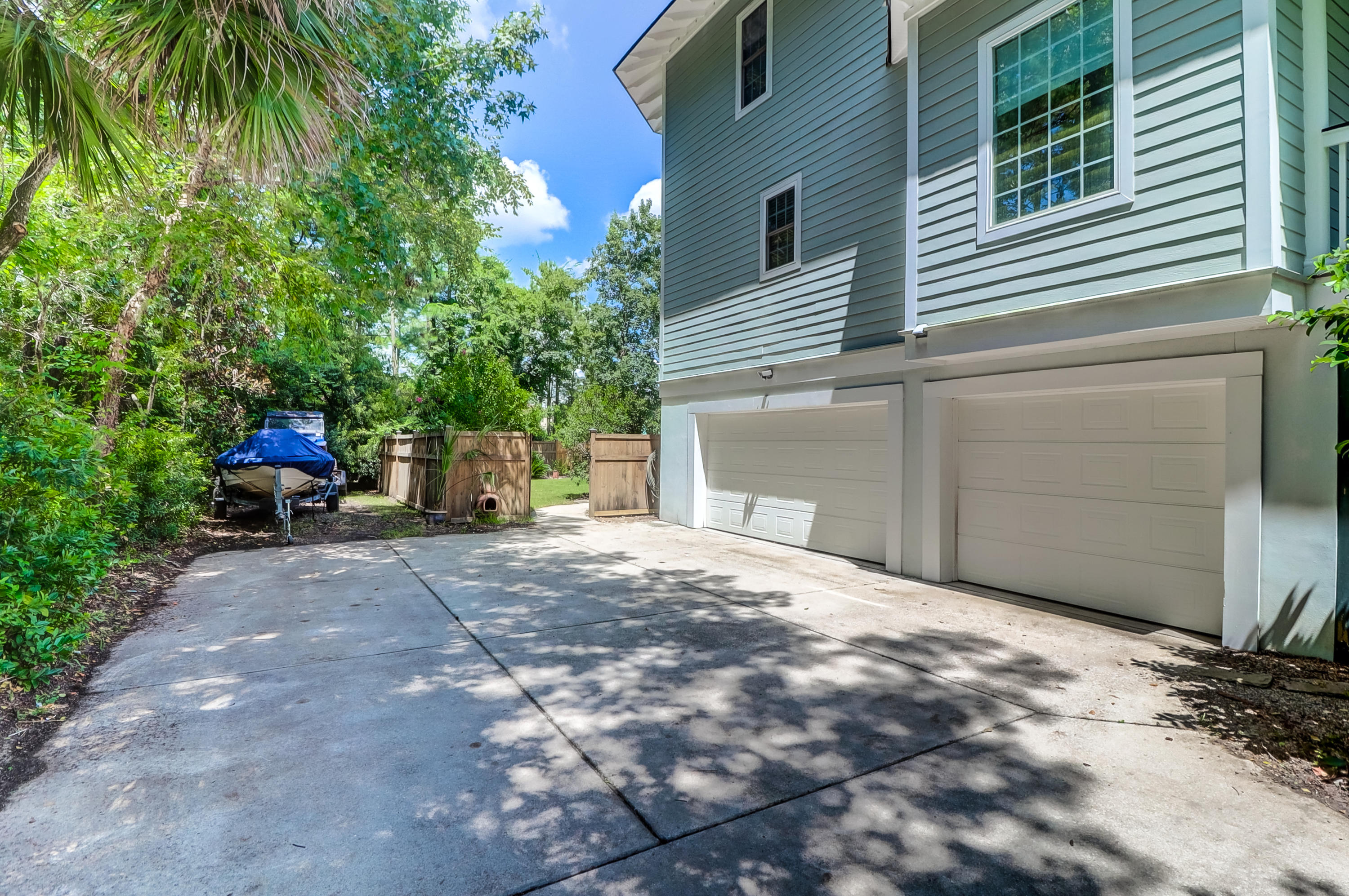 2096 Rookery Lane Charleston, SC 29414 - Photo 64 of 122 Garage