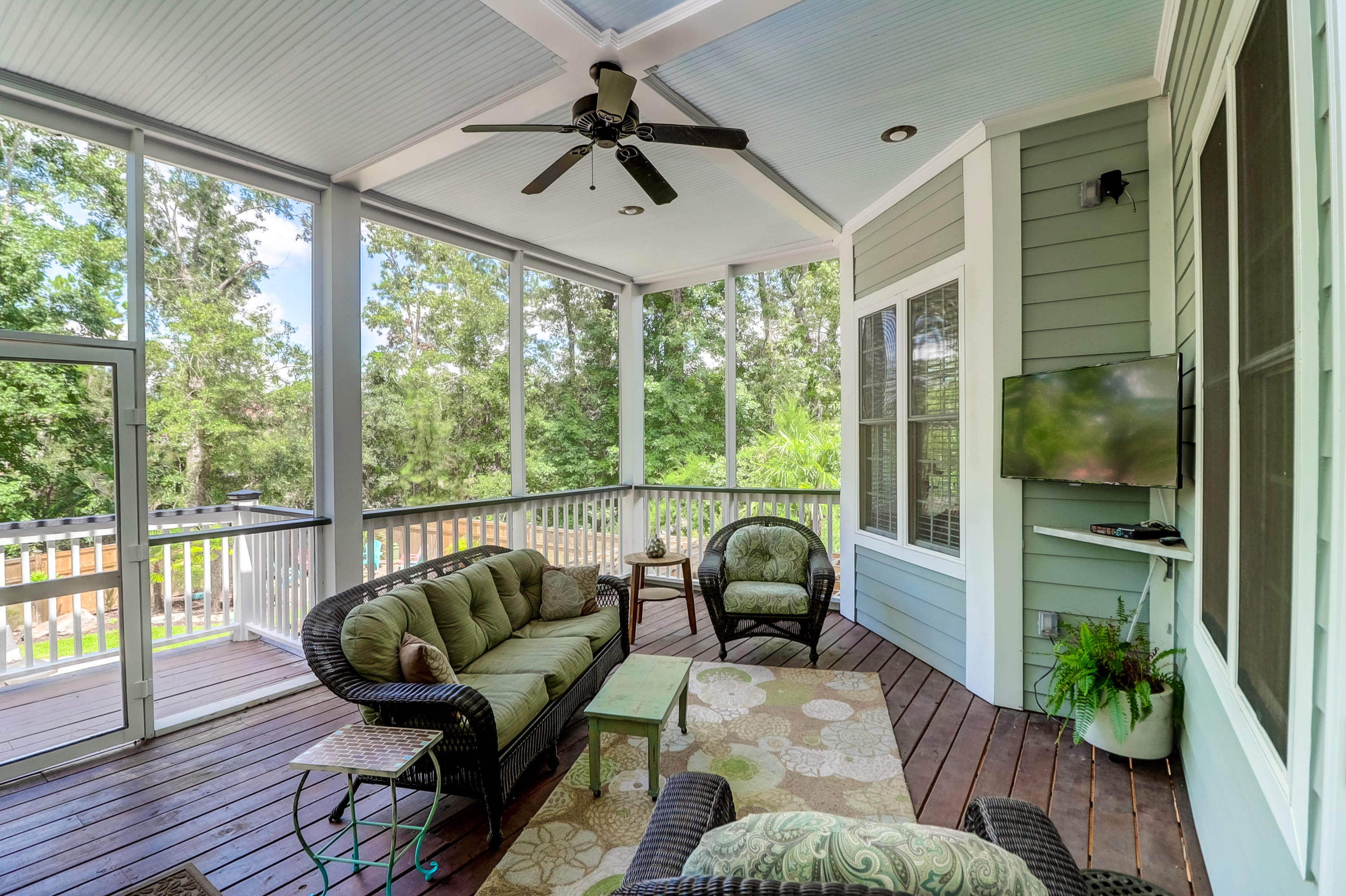 2096 Rookery Lane Charleston, SC 29414 - Photo 71 of 122 Screened Porch