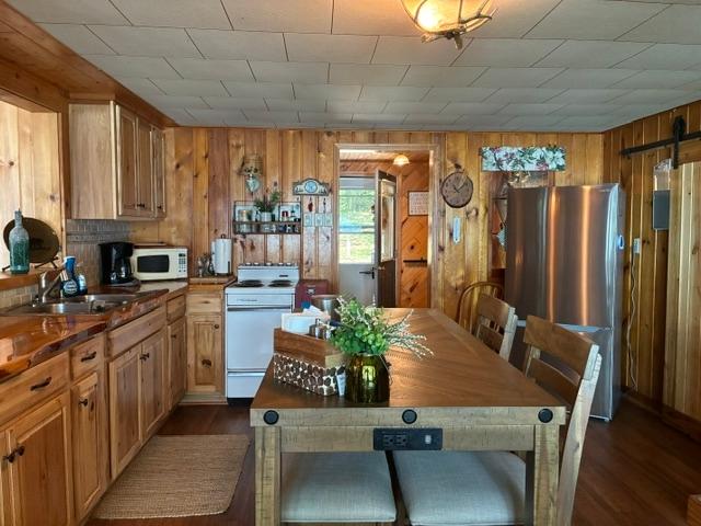 138 Pratt Junction Road Elcho, WI 54428 - Photo 6 of 25 Gallery Image 6