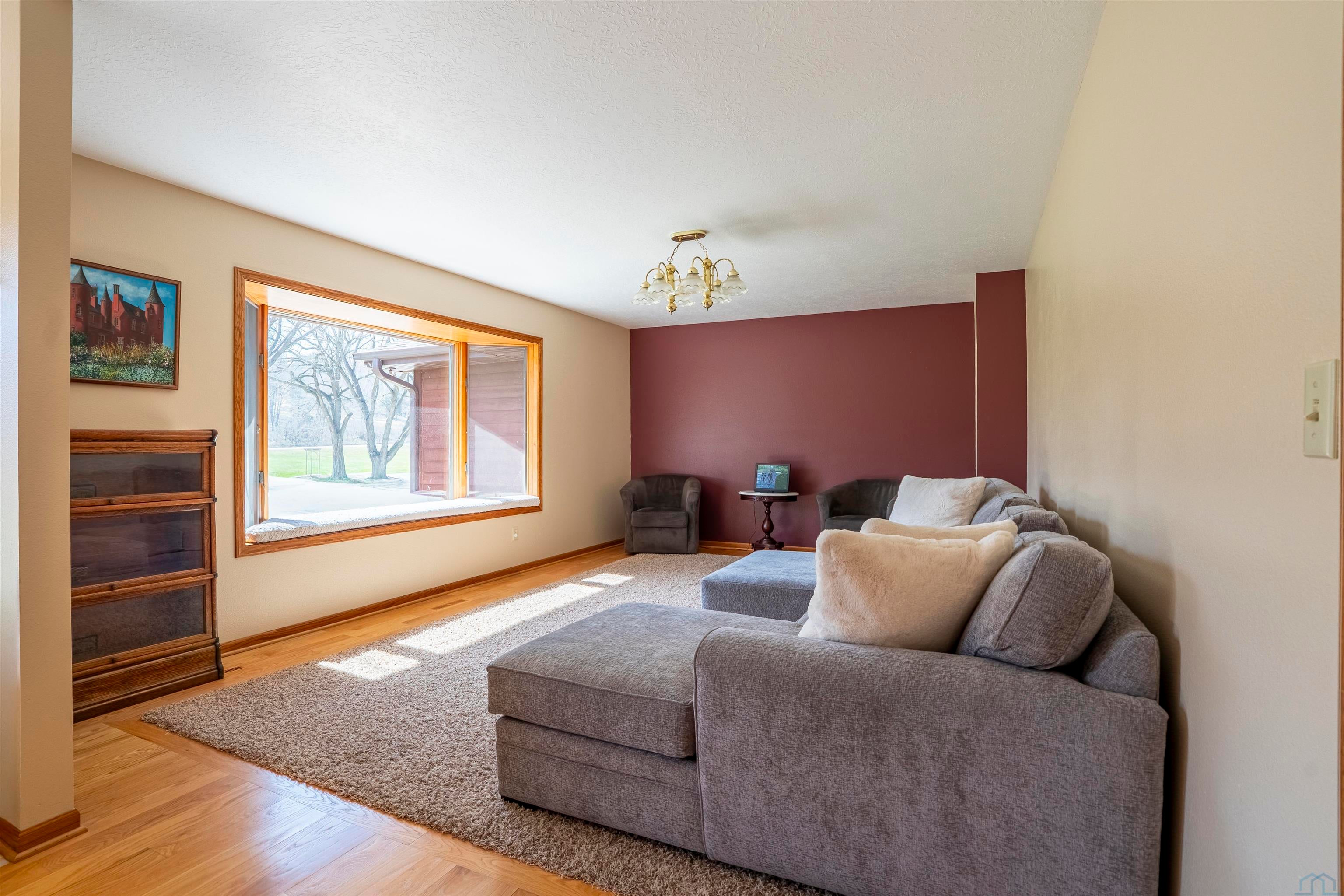 31847 West Loop Road Sioux City, IA 51108 - Photo 10 of 49 Gallery Image 10