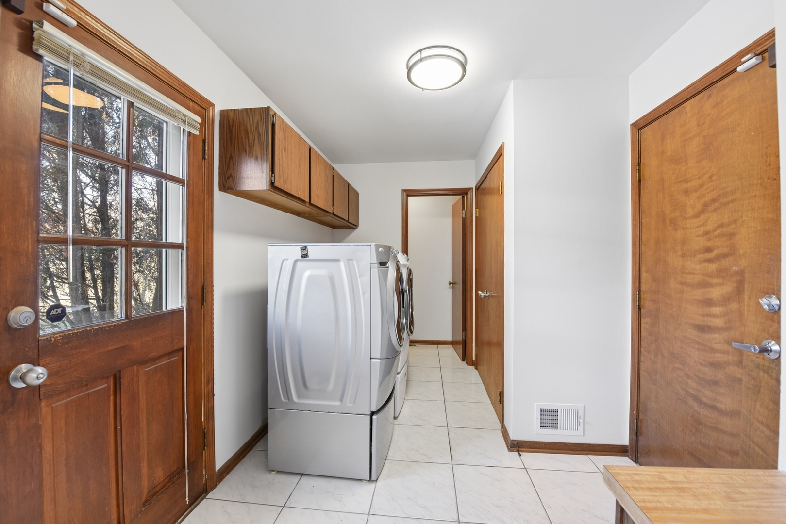 1500 Gordon Terrace Deerfield, IL 60015 - Photo 27 of 36 a view of a entryway door with interior