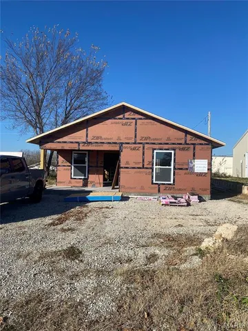$156,000 | 103 South Main Street, Conway, MO 65632