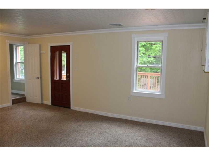 852 Bocktown Road Crescent, PA 15046 - Photo 3 of 8 Living Room.
