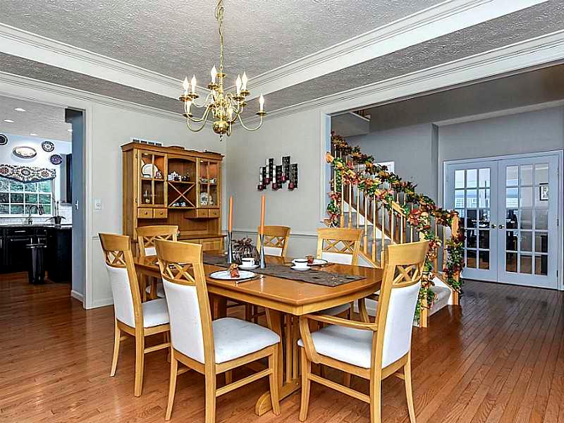 205 Field Club Circle McKees Rocks, PA 15136 - Photo 10 of 25 Dining Room.