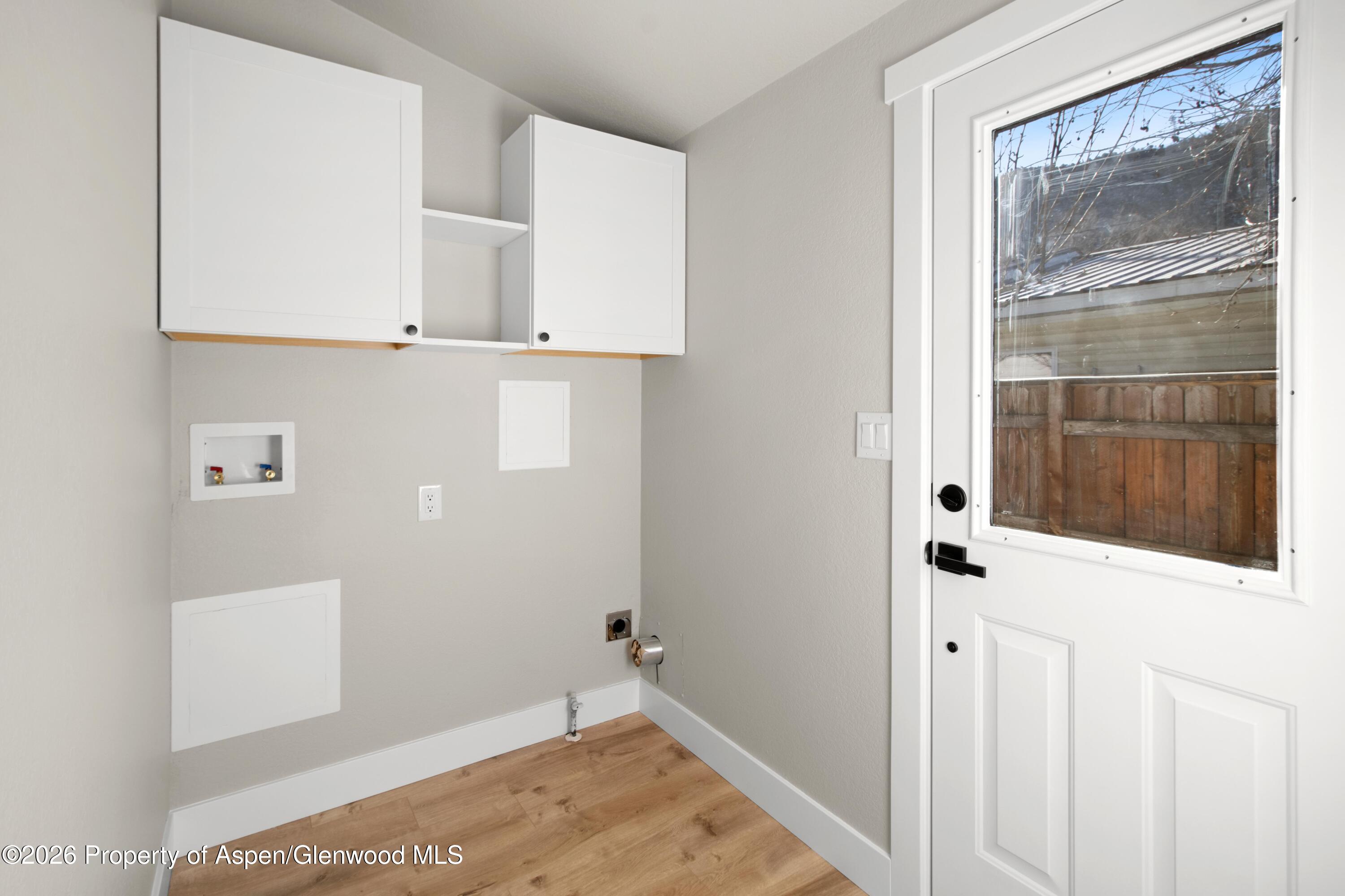 138 North 7th Street New Castle, CO 81647 - Photo 8 of 22 14