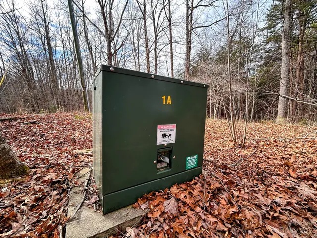 $37,400 | Lot 7 Azalea Way, Saluda, NC 28773