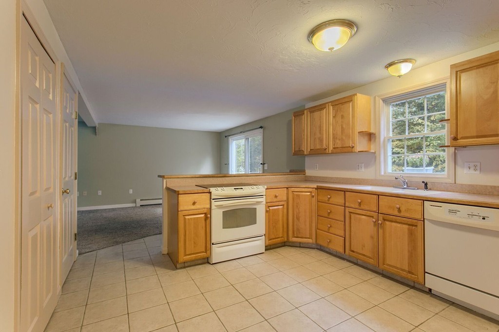 78 Kyle Road Fitchburg, MA 01420 - Photo 14 of 30 Gallery Image 14