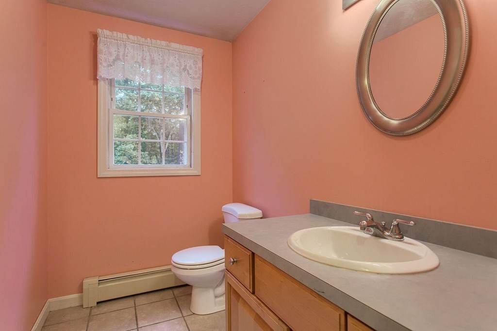 78 Kyle Road Fitchburg, MA 01420 - Photo 15 of 30 Gallery Image 15