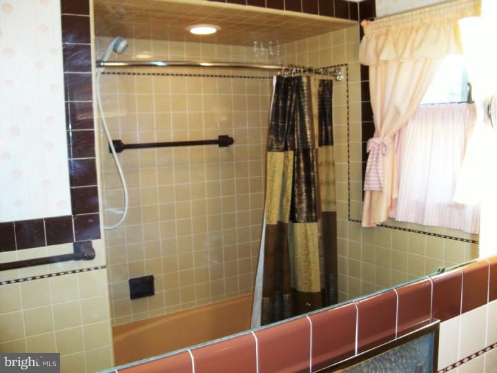 4585 Painted Sky Road Reading, PA 19606 - Photo 12 of 22 Gallery Image 12