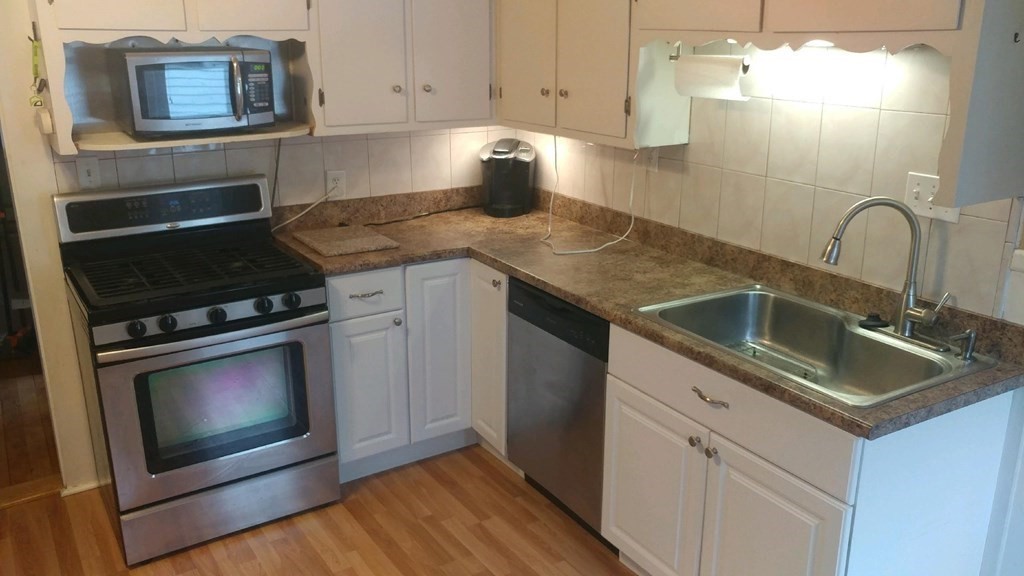 44 Riverbank Road Quincy, MA 02169 - Photo 9 of 15 Gallery Image 9