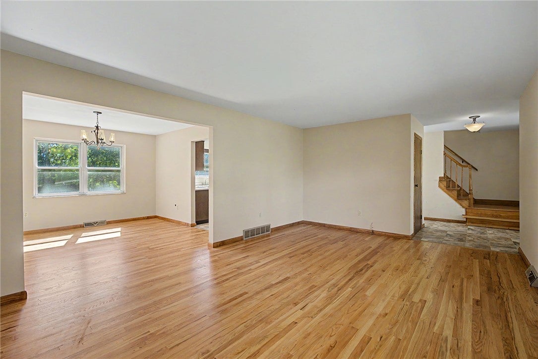 5706 Red Lion 5 Points Road Springboro, OH 45066 - Photo 8 of 61 Gallery Image 8
