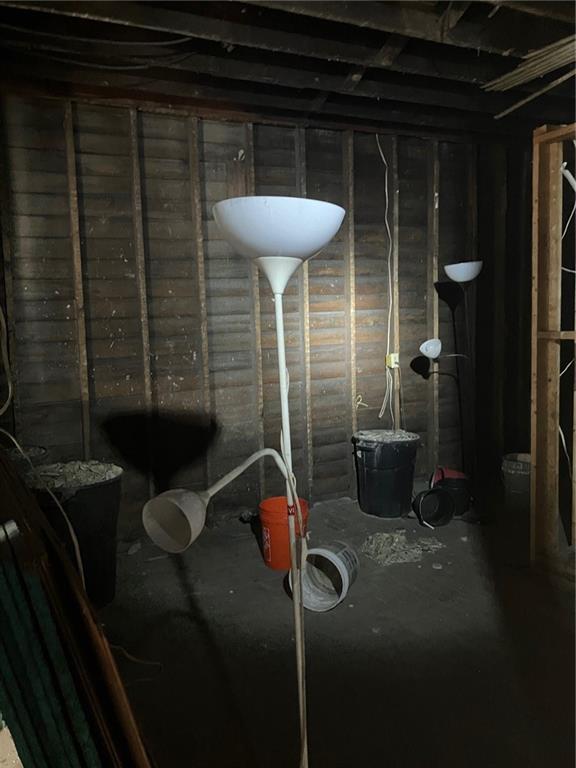 613 High Street California, PA 15419 - Photo 10 of 26 a bathroom with a sink