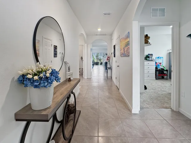 $2,900 | 1767 Southwest Bellevue Avenue, Port St. Lucie, FL 34953